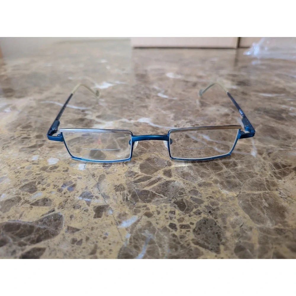Vintage & Very Rare Grafic by Cottet GRAF 6004G Eyeglasses 42-22-135 Lightweight